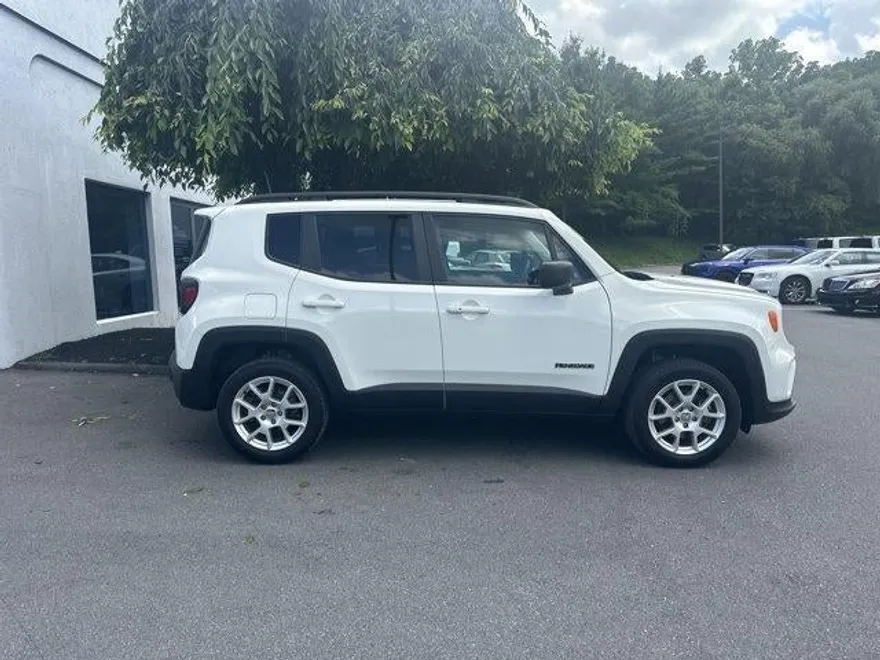 2020 Jeep Renegade Sport photo 1