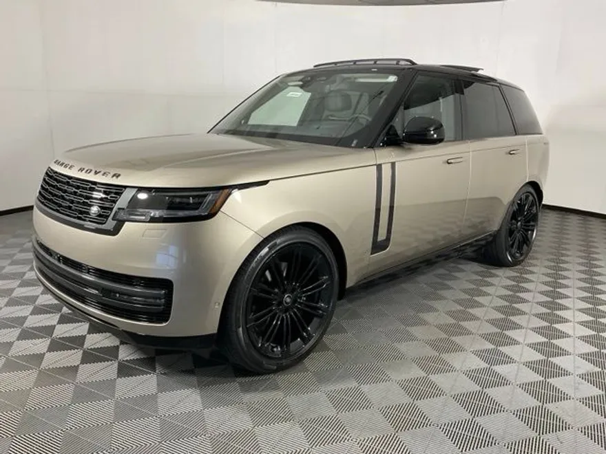 2025 Land Rover Range Rover SE photo 1