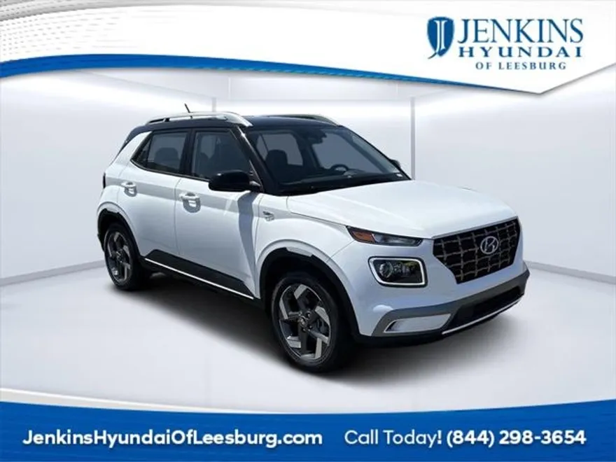 2025 Hyundai Venue Limited photo 1