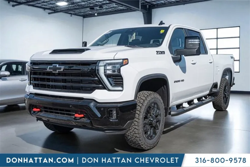 2025 Chevrolet Silverado 2500HD LT photo 1