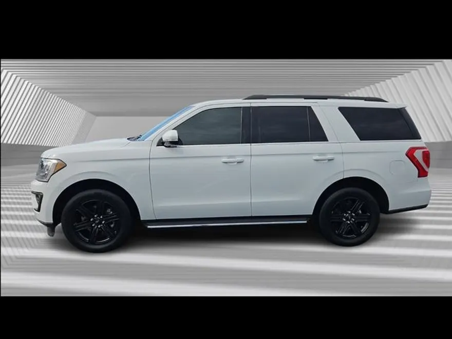 2020 Ford Expedition XLT photo 1
