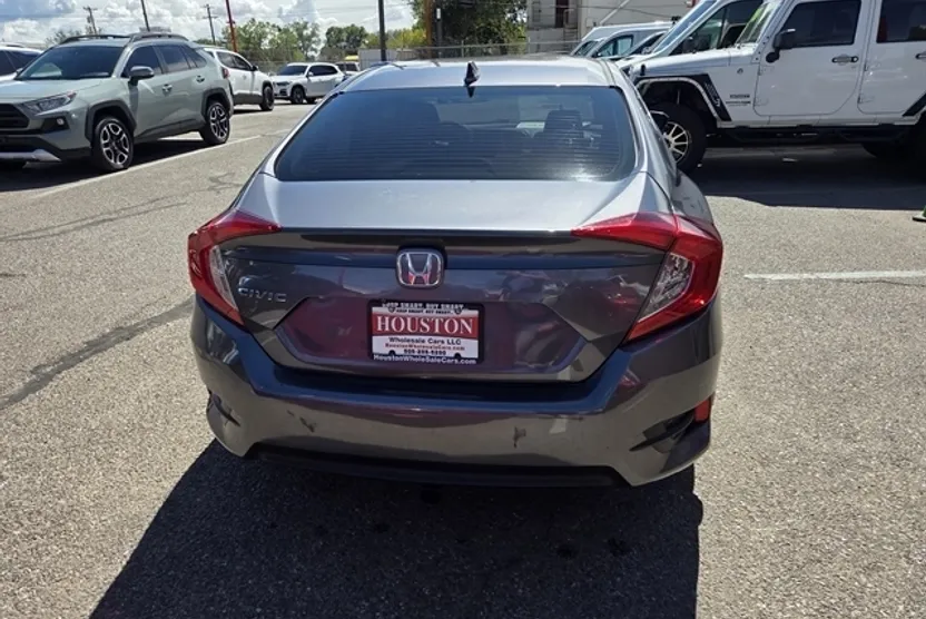 2018 Honda Civic EX photo 1
