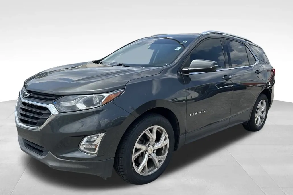 2019 Chevrolet Equinox LT photo 1