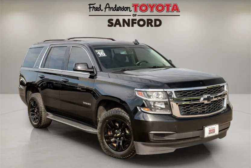 2016 Chevrolet Tahoe LS photo 1