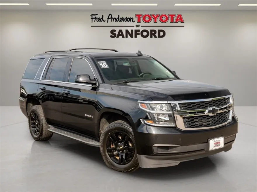 2016 Chevrolet Tahoe LS photo 1