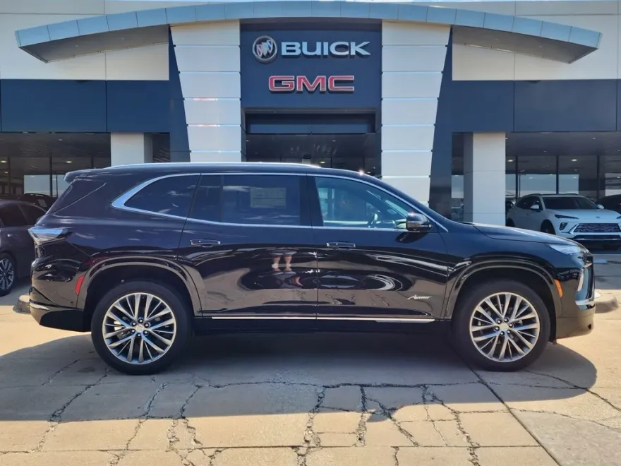 2026 Buick Enclave Avenir photo 1