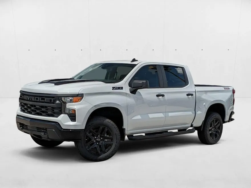2025 Chevrolet Silverado 1500 Custom Trail Boss photo 1