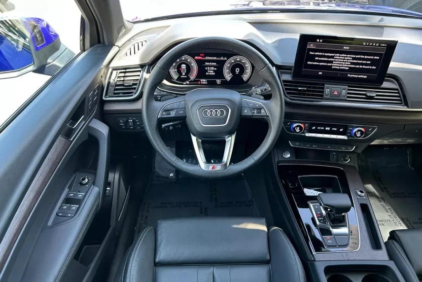 2025 Audi Q5 S line Premium Plus photo 1