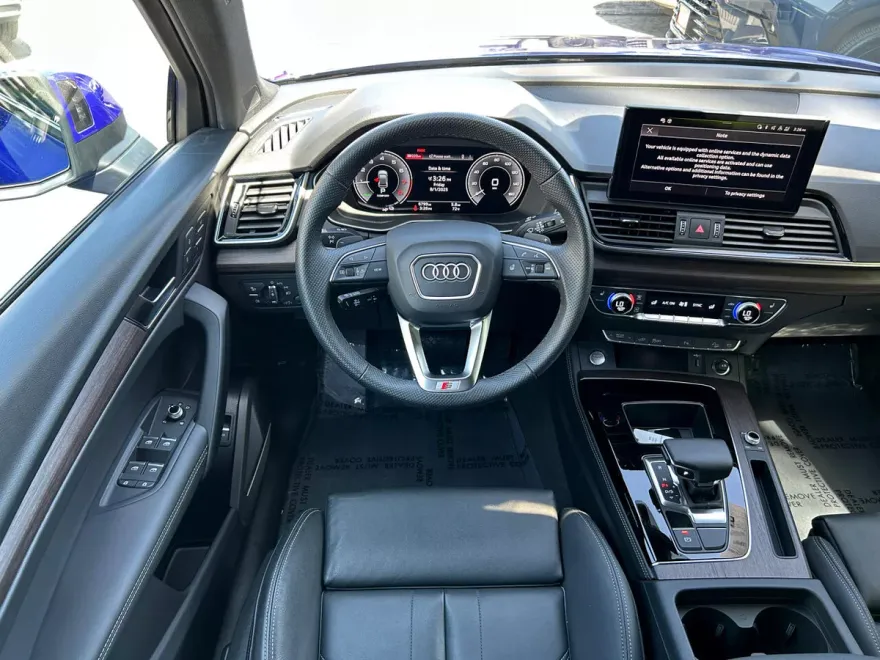 2025 Audi Q5 S line Premium Plus photo 1