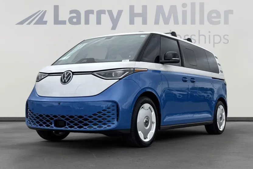 2025 Volkswagen ID. Buzz photo 1