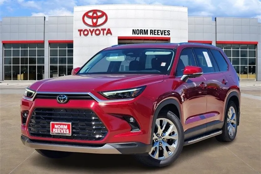 2025 Toyota Grand Highlander Limited photo 1