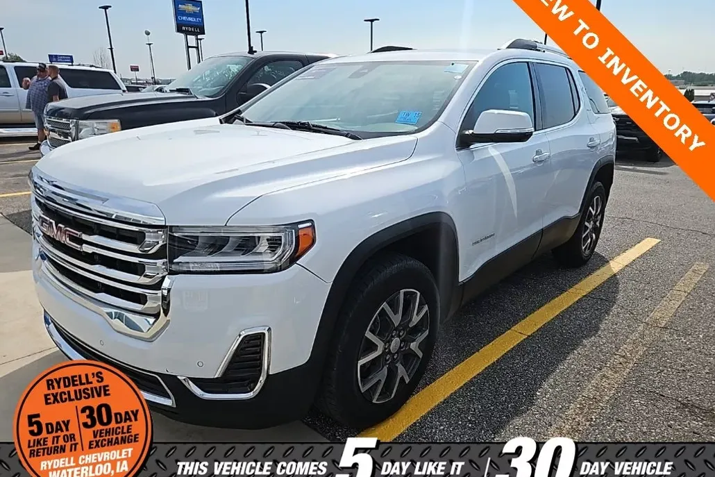 2022 Gmc Acadia SLE photo 1