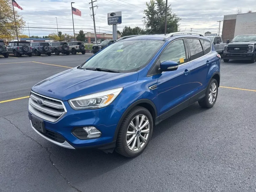 2017 Ford Escape Titanium photo 1