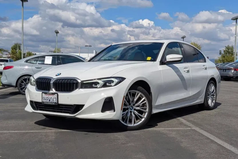 2023 Bmw 330i photo 1