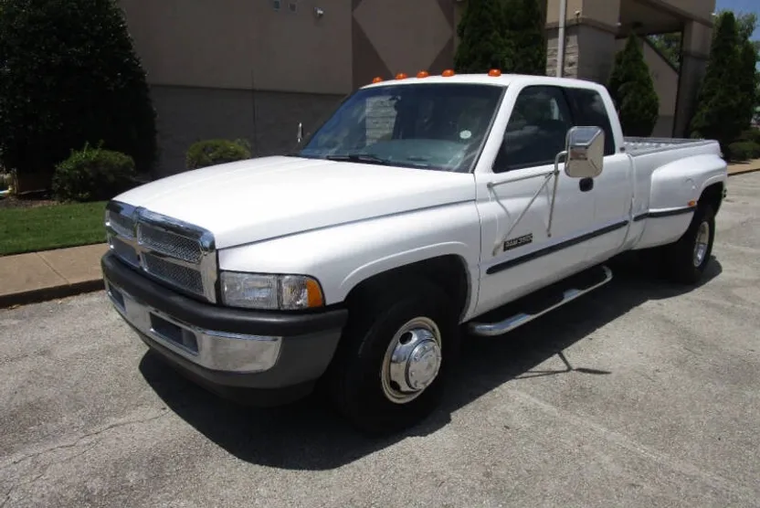 1998 Dodge Ram 3500 Laramie SLT photo 1