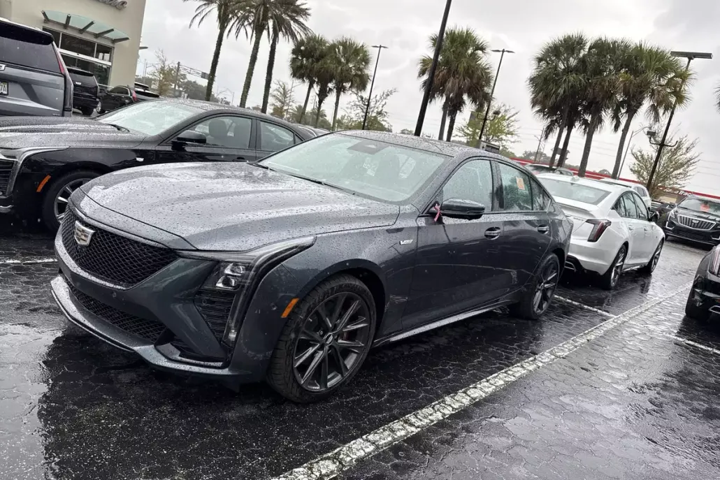 2026 Cadillac CT5 V photo 1