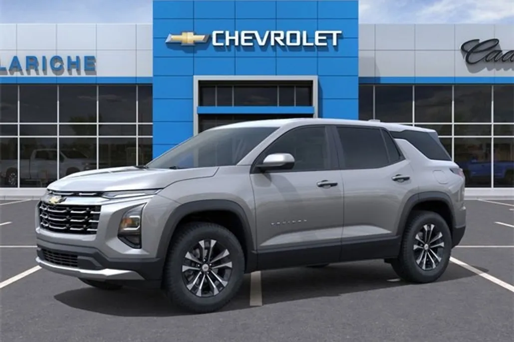 2026 Chevrolet Equinox LT photo 1