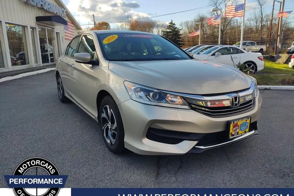 2016 Honda Accord LX photo 1