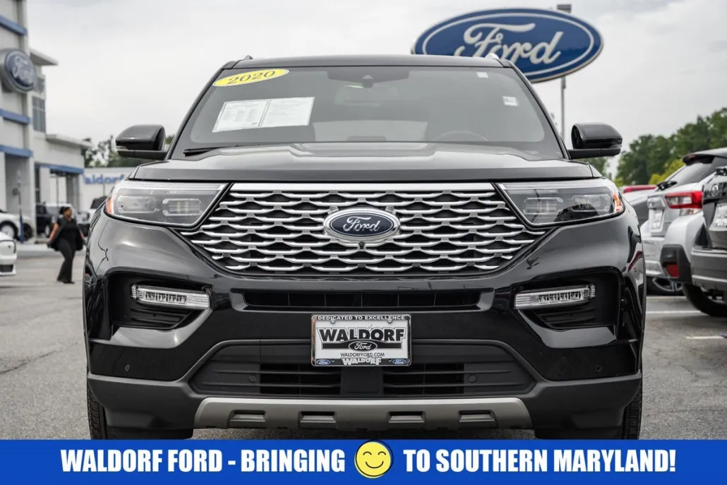 2020 Ford Explorer Platinum photo 1