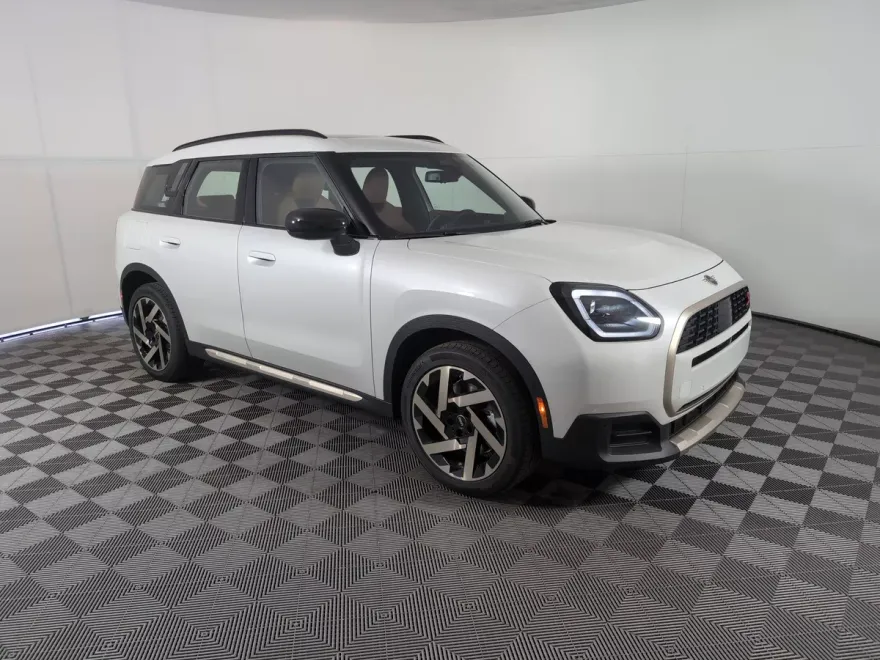 2025 Mini Countryman S ALL4 photo 1