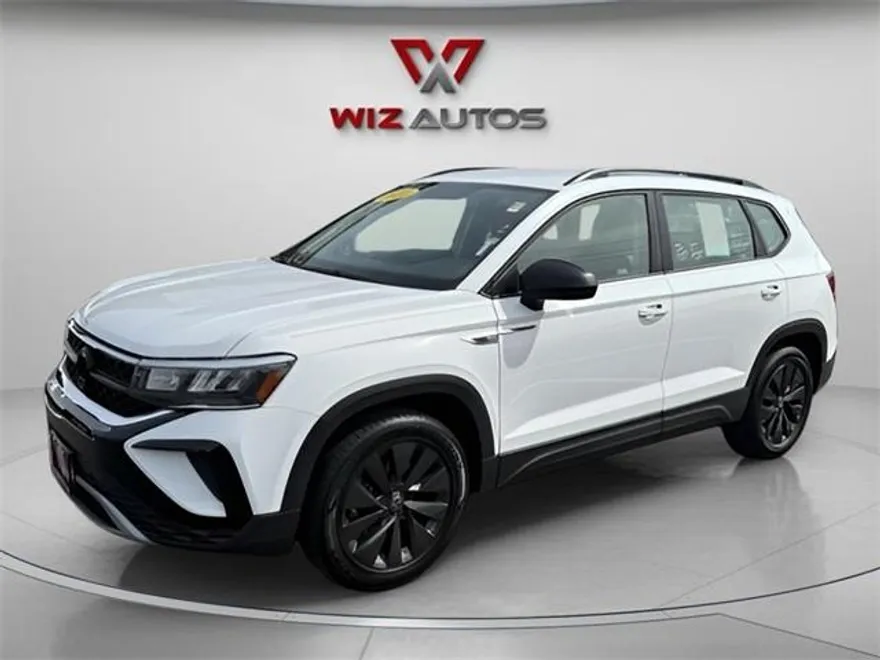 2022 Volkswagen Taos S photo 1