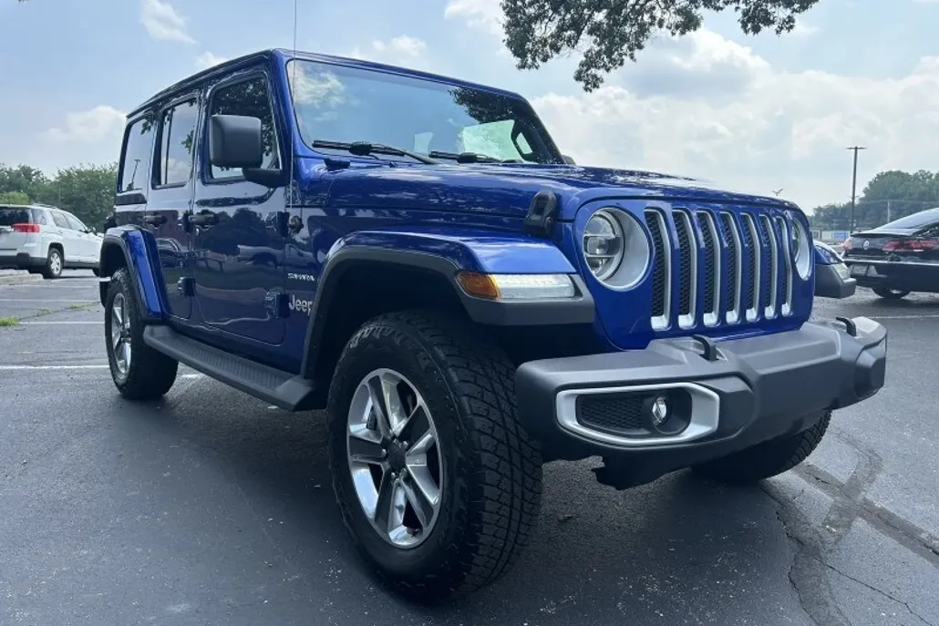 2020 Jeep Wrangler Unlimited Sahara photo 1