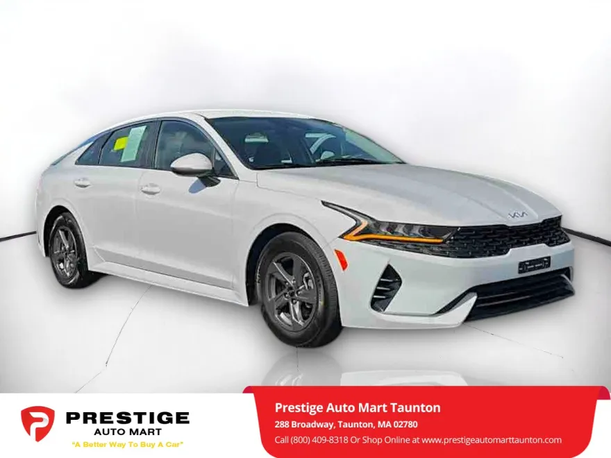 2023 Kia K5 LXS photo 1
