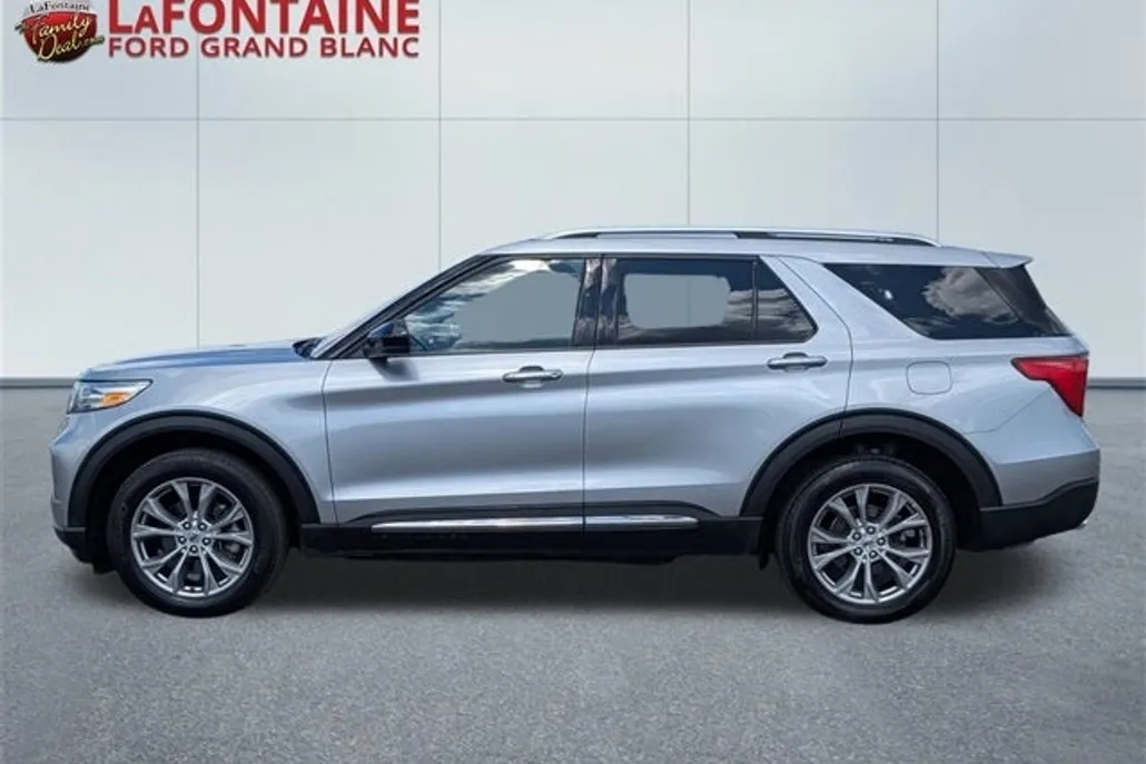 2023 Ford Explorer Limited photo 1