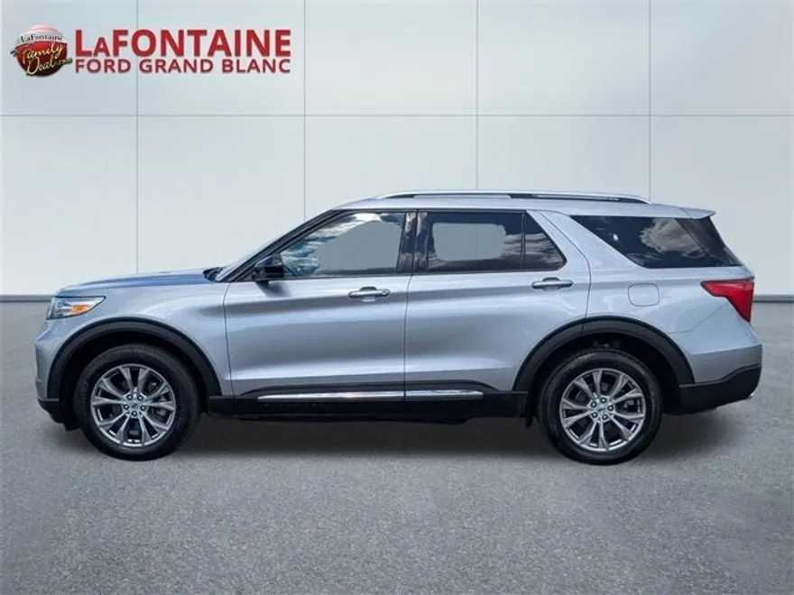 2023 Ford Explorer Limited photo 1