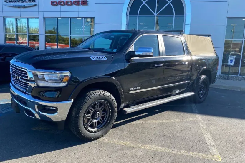 2021 Ram 1500 Laramie photo 1
