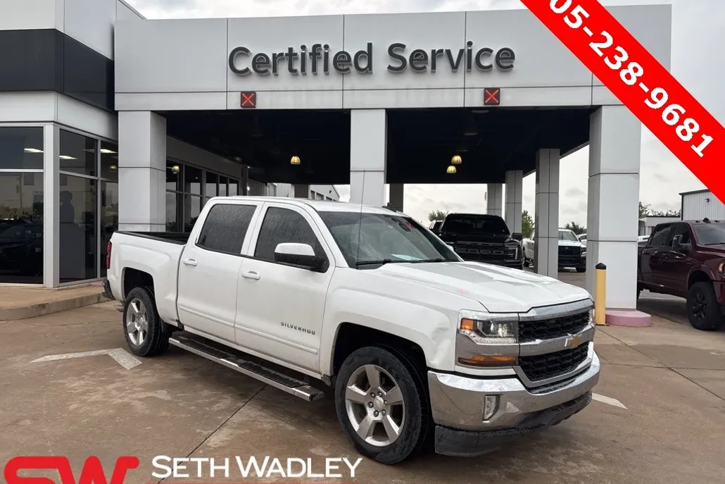 2017 Chevrolet Silverado 1500 LT1 photo 1