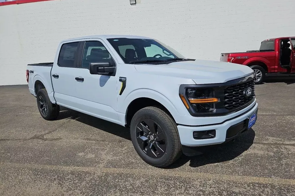 2025 Ford F-150 STX photo 1