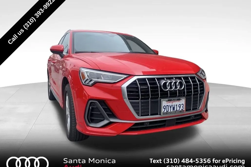 2023 Audi Q3 S line Premium Plus photo 1