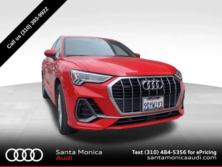 2023 Audi Q3 S line Premium Plus photo 1