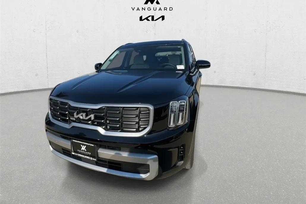 2025 Kia Telluride S photo 1