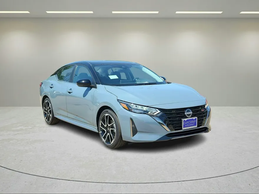 2025 Nissan Sentra SR photo 1