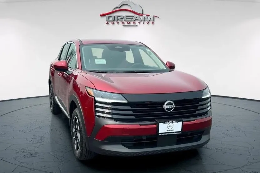 2025 Nissan Kicks SV photo 1