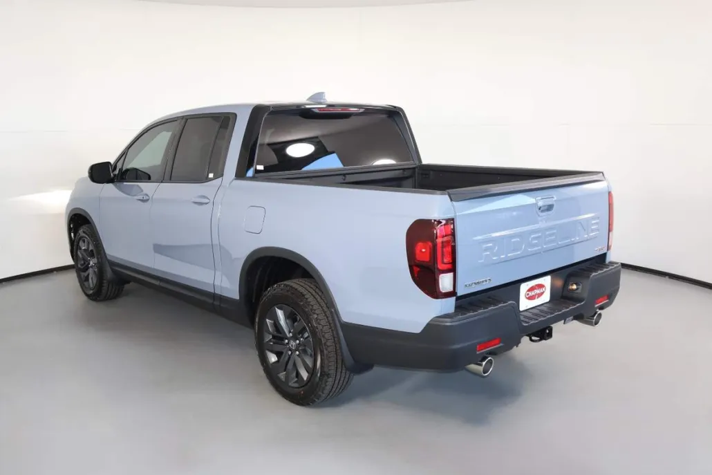 2025 Honda Ridgeline Sport photo 1