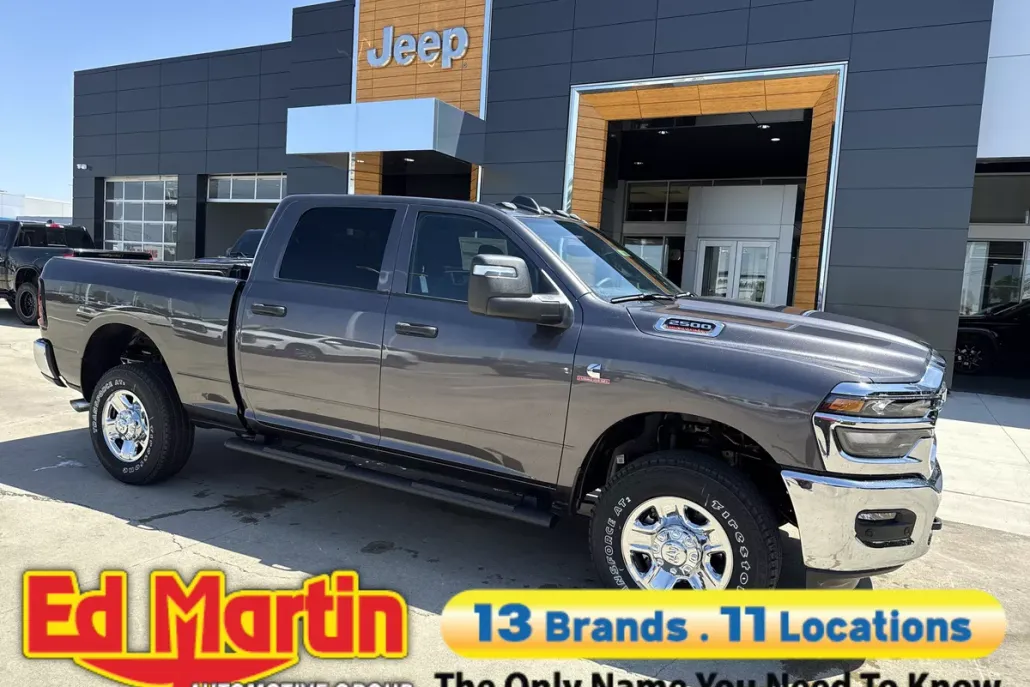 2025 Ram 2500 Tradesman photo 1