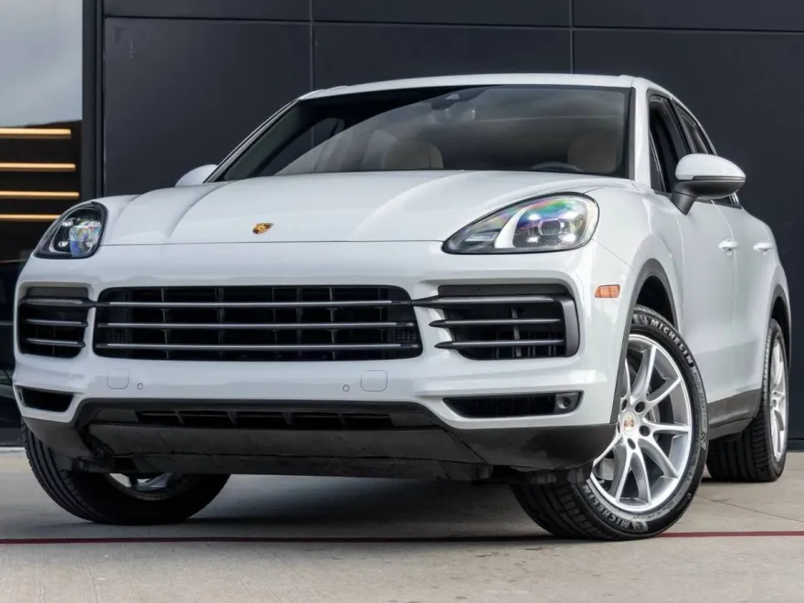 2019 Porsche Cayenne Base photo 1