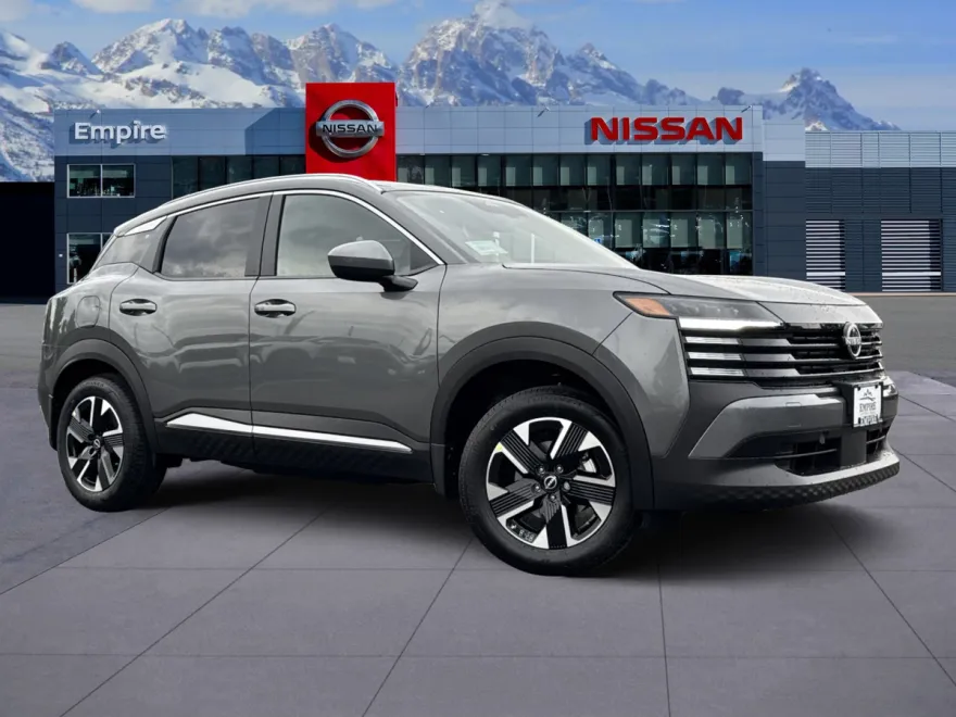 2025 Nissan Kicks SV photo 1