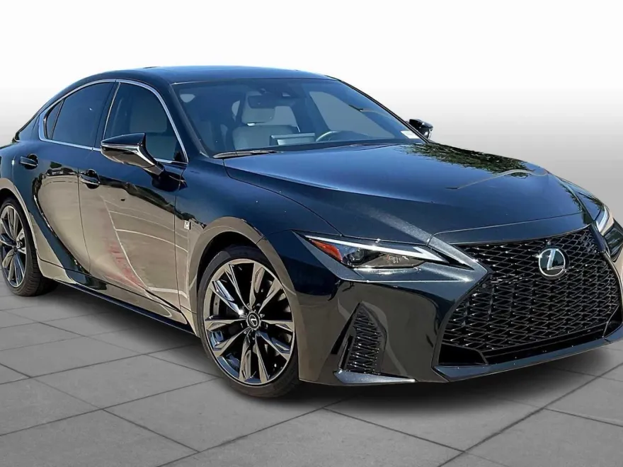2023 Lexus IS F SPORT photo 1