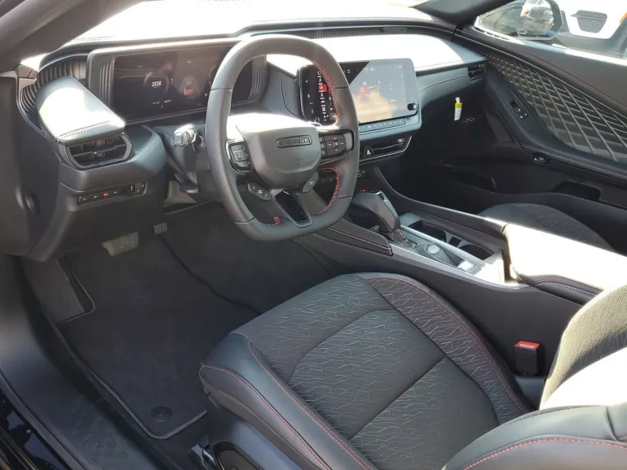 2025 Dodge Charger Daytona R/T photo 1