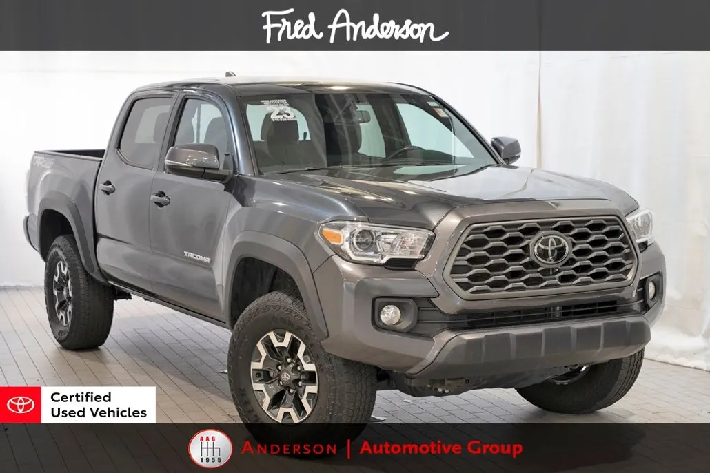 2023 Toyota Tacoma TRD Off-Road V6 photo 1