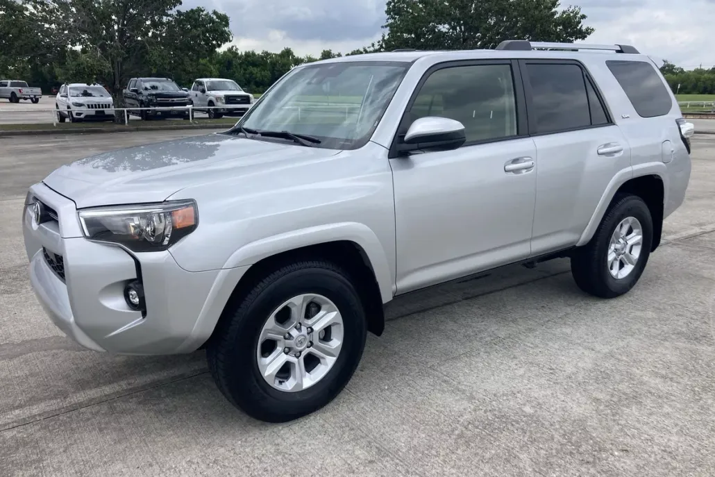 2024 Toyota 4Runner SR5 photo 1