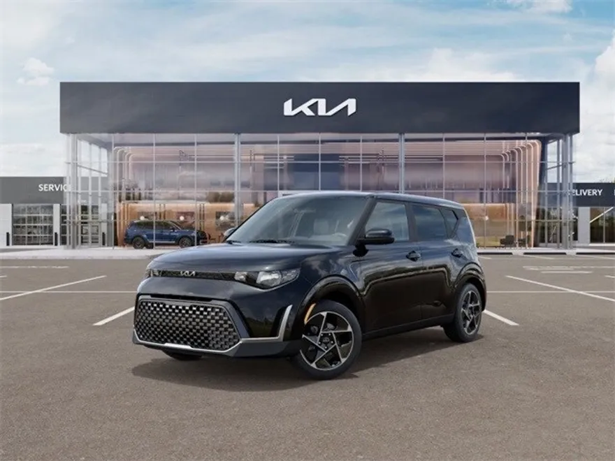 2025 Kia Soul EX photo 1