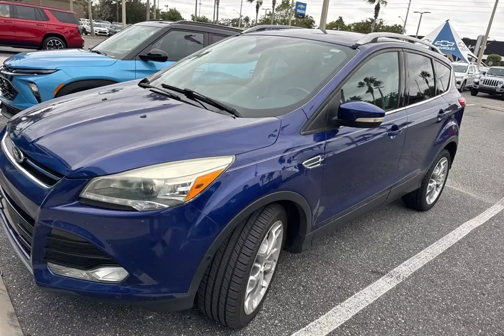 2016 Ford Escape Titanium photo 1