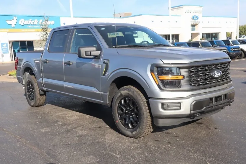 2025 Ford F-150 STX photo 1