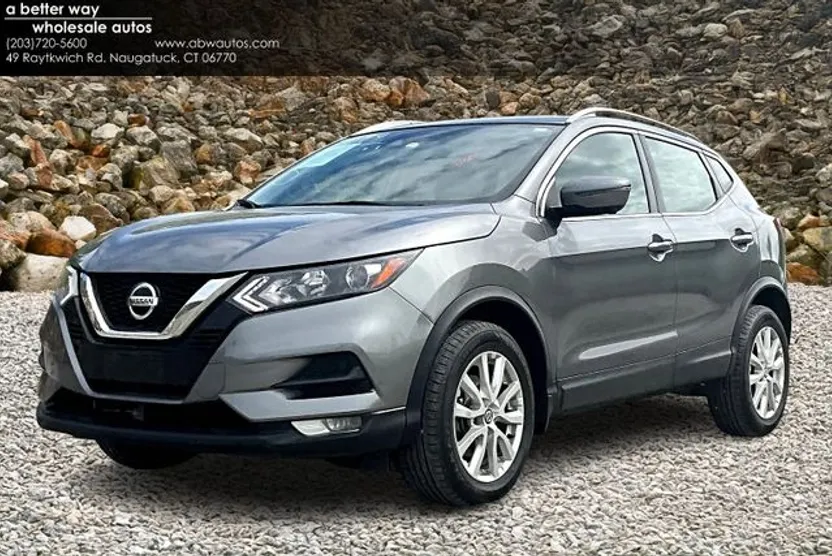 2020 Nissan Rogue Sport SV photo 1
