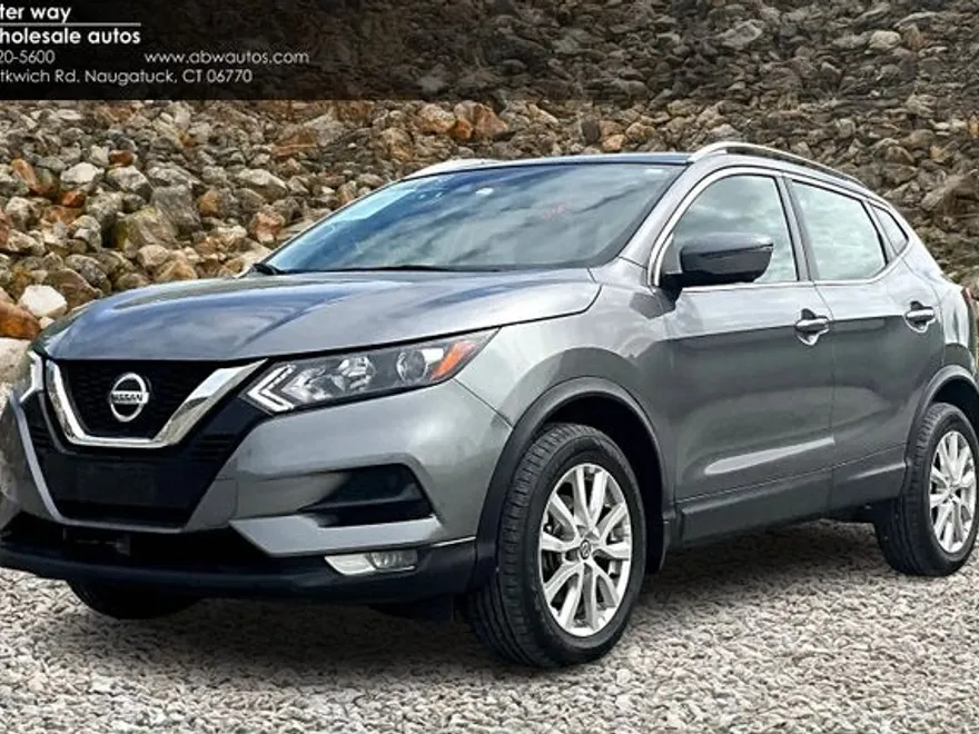 2020 Nissan Rogue Sport SV photo 1